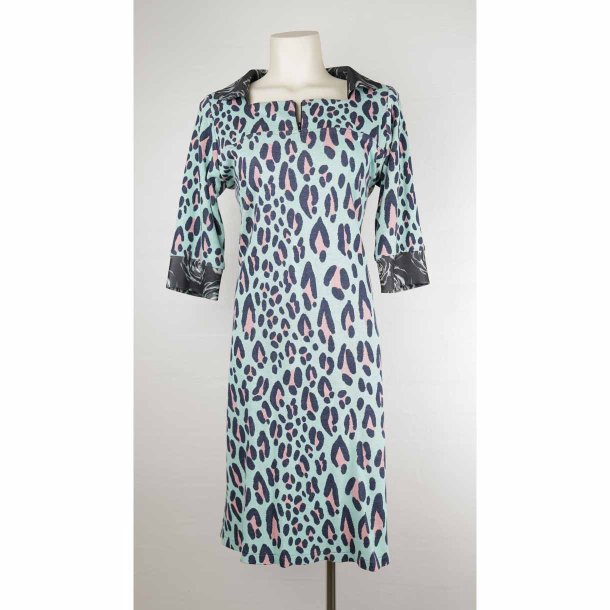 Margot tyrkis leopa,XL,som ny,nypris1200 (1)