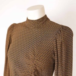 Gestuz kort lille bluse brun/sort logo mnster 34 (13)