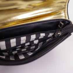 Lola Ramona clutch black/gold vegan 19x16cm  (19)