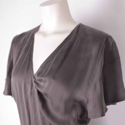 Wardrobe silke sl om kjole str 42(lille)1899,-kr (20)