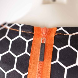 Charles kjole sort m orange str L  (22)