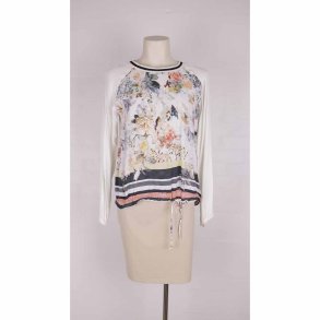 Summum bluse. 100% viscose. str. 38. g 52cm.  (24)