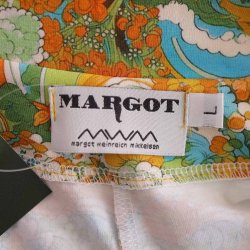 Margot kjole m pufrmer L som ny. g 47cm  (24)