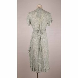 By IC blomstret sl-om kjole, matgrn, str S (25)