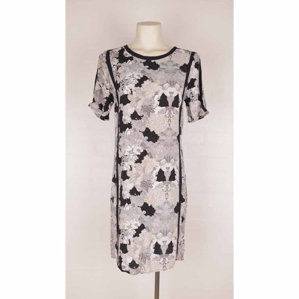 IN Wear kort kjole gr viscose print NSN G46 38 (28)