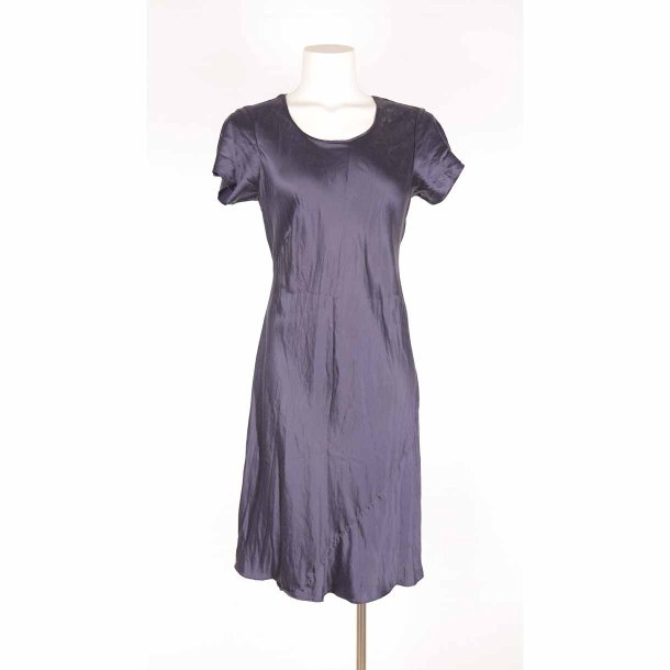 Tone Barker smuk enkel kort kjole navy silke str.L (28)