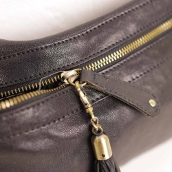 Stylesnob sort skind clutch m kvast  (42)