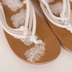 O'Neill klipklapper str 37. Skind hvid/slv. NY (5)