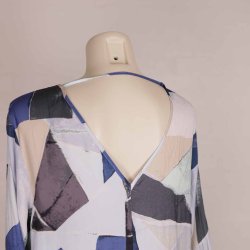 Carmakoma kjole S=44-46. Udskr. m strop i ryg, NY (5)