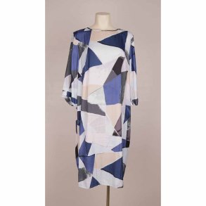 Carmakoma kjole S=44-46. Udskr. m strop i ryg, NY (5)