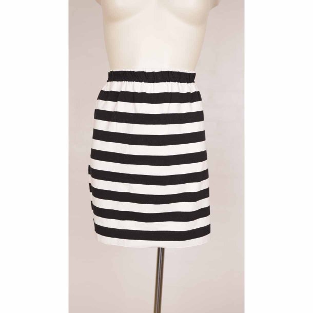 Mixed kort nederdel XXL/44 cm sort/hvid jersey  (5)