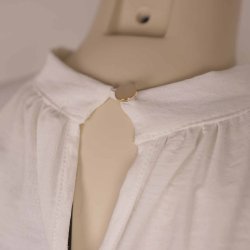 Allweek bluse hvid crepe polyester str. S (N53)