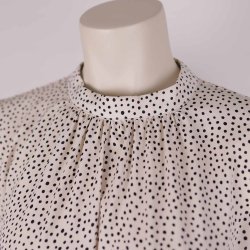 A View kjole stor vidde 100% fed polyester str. 42 (8)