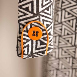 Charles design kort kjole black/creme/orange L (N85)