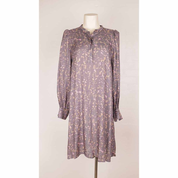 Karen by Simonsen kort kjole gr/rosa camo M (B1)